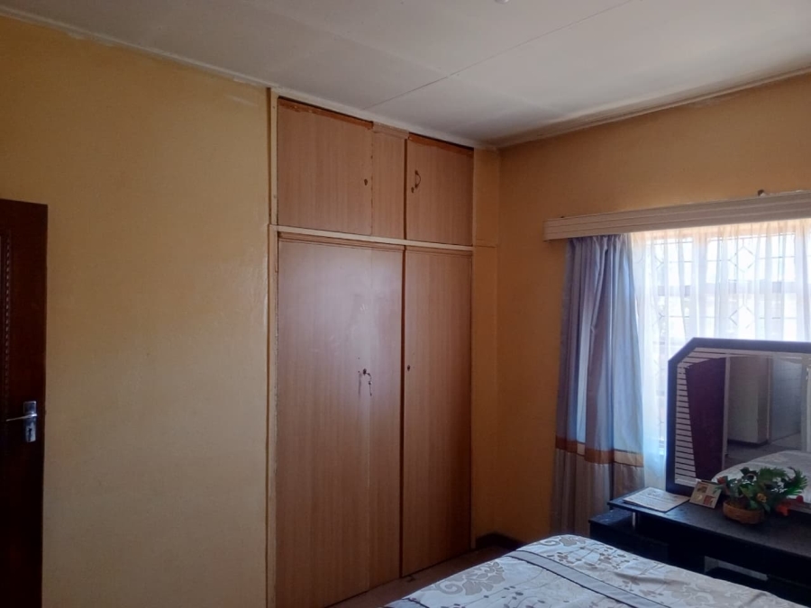 3 Bedroom Property for Sale in Phuthaditjhaba Free State